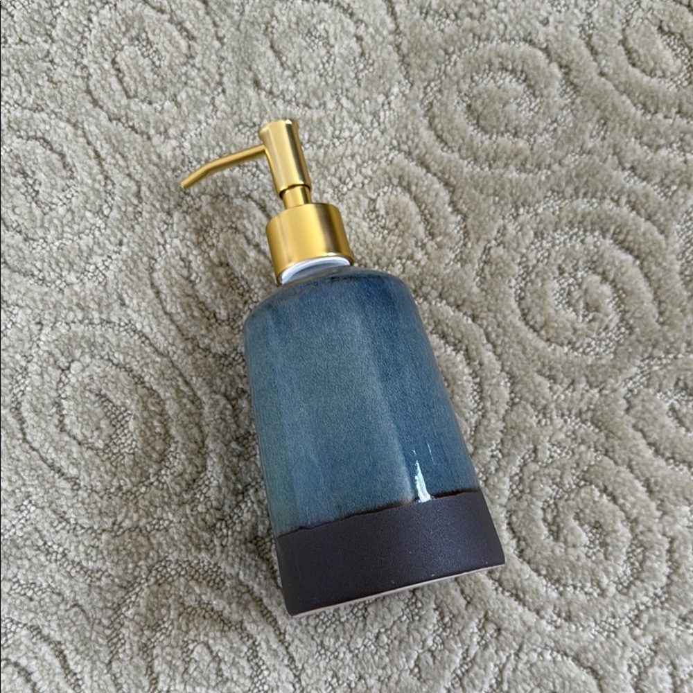 Elegant Blue and Gold Soap Dispenser